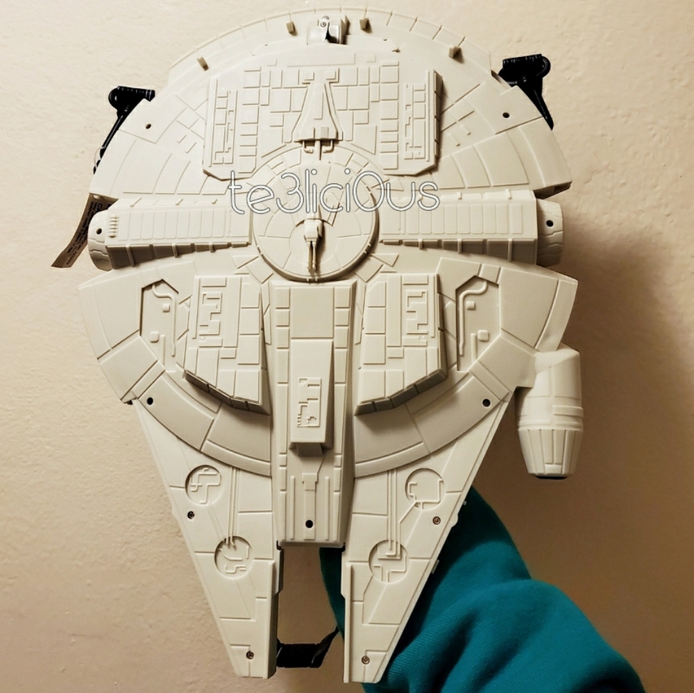 DISNEY MILLENNIUM FALCON LIGHT UP POPCORN BUCKET - Picture 7 of 8